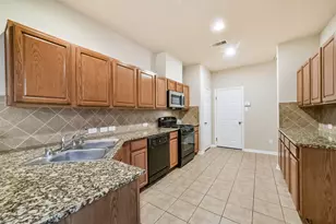 12947 Iris Garden Ln, Houston, TX 77044 - Photo 16