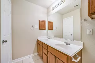 12947 Iris Garden Ln, Houston, TX 77044 - Photo 28