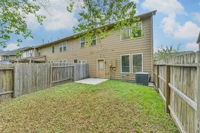 12947 Iris Garden Lane, Houston, TX 77044 - Photo 34