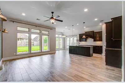 13937 Naples Park Court, Pearland, TX 77584 - Photo 4