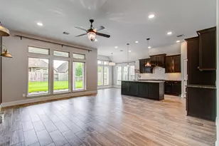 13937 Naples Park Ct, Pearland, TX 77584 - Photo 4