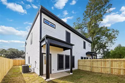 7815 Ethel Street #A-B, Houston, TX 77028 - Photo 30
