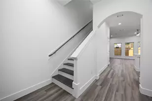 7815 Ethel St, Houston, TX 77028 - Photo 6