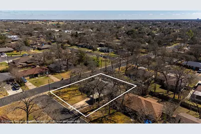 2212 Teton Drive, Bryan, TX 77803 - Photo 2