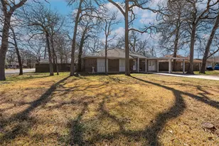 2212 Teton Dr, Bryan, TX 77803 - Photo 10