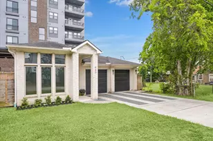 940 W 21st St, Houston, TX 77008 - Photo 2