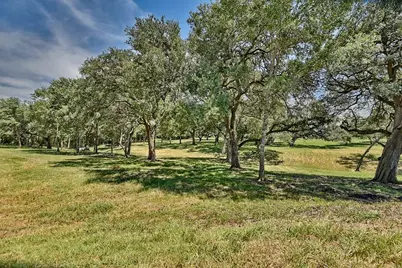 2021 Fm 2144, Weimar, TX 78962 - Photo 18