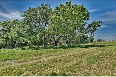 2021 Fm 2144, Weimar, TX 78962 - Photo 10