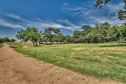 2021 Fm 2144, Weimar, TX 78962 - Photo 4