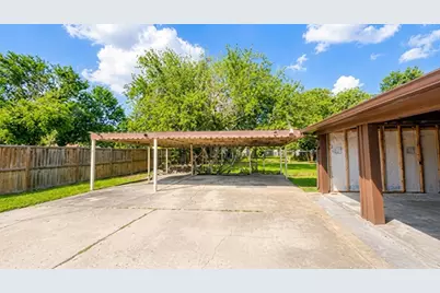 7316 Camino Real Street, Baytown, TX 77521 - Photo 2