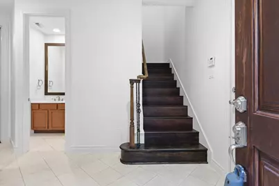 1303 Sherwood Point Lane, Houston, TX 77043 - Photo 4