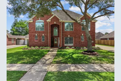413 Lookout Lane, Dickinson, TX 77539 - Photo 2