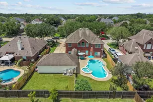 413 Lookout Ln, Dickinson, TX 77539 - Photo 46