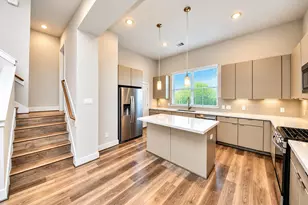 1278 N Post Oak Rd, Houston, TX 77055 - Photo 10