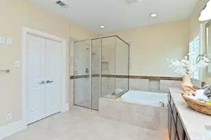 11906 McNabb Ln, Houston, TX 77082 - Photo 22