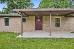 12691 Bowles Rd, Conroe, TX 77304 - Photo 2