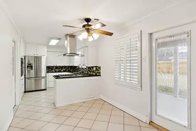 2705 Huckleberry Lane, Pasadena, TX 77502 - Photo 8