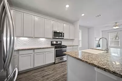 331 Silver Carp Trail, Willis, TX 77318 - Photo 8