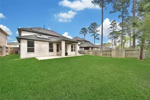 331 Silver Carp Trl, Willis, TX 77318 - Photo 32