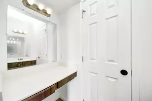 3600 Jeanetta St, Houston, TX 77063 - Photo 18