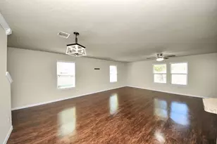 11418 El Diamante Dr, Houston, TX 77048 - Photo 6
