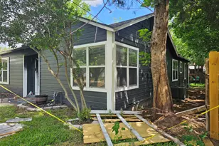 1506 E 28th St, Bryan, TX 77802 - Photo 2