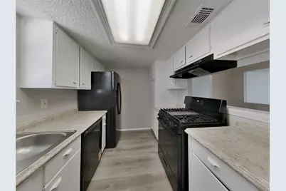 20118 Misty Pines Drive, Humble, TX 77346 - Photo 6