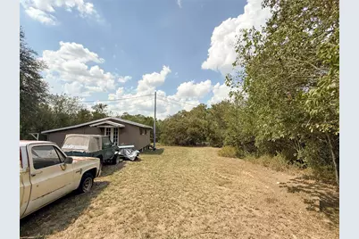 1055 N Franklin Street, La Grange, TX 78945 - Photo 6