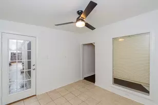 1911 Trixie Ln, Houston, TX 77042 - Photo 38