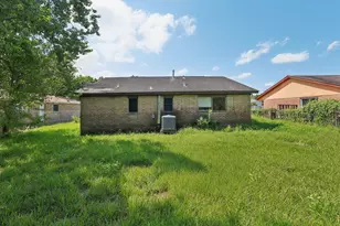 249 Austin St, Angleton, TX 77515 - Photo 20