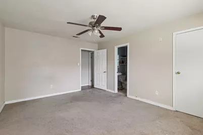 249 Austin Street, Angleton, TX 77515 - Photo 12