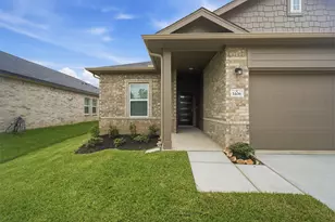1406 16th Ave N, Texas City, TX 77590 - Photo 2