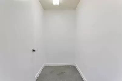 2000 Bagby Street #2401, Houston, TX 77002 - Photo 18