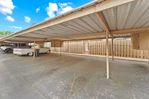 1953 Stoney Brook Dr, Houston, TX 77063 - Photo 24