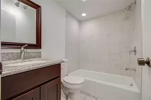 12633 Memorial Dr, Houston, TX 77024 - Photo 10