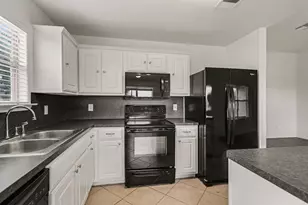 6823 Manor Terrace Ln, Richmond, TX 77469 - Photo 14