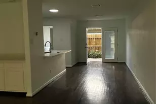 2517 Bering Dr, Houston, TX 77057 - Photo 4