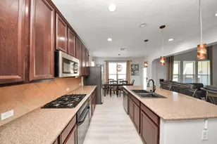 10810 Lake Raven Ct, Cypress, TX 77433 - Photo 16