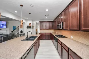 10810 Lake Raven Ct, Cypress, TX 77433 - Photo 14