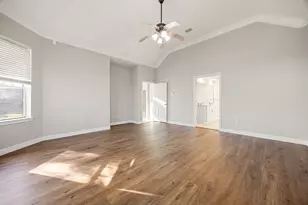 7711 Heron Lakes Dr, Houston, TX 77064 - Photo 22