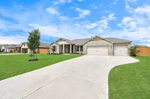 395 Hunter Rnch Wy, Dayton, TX 77535 - Photo 4
