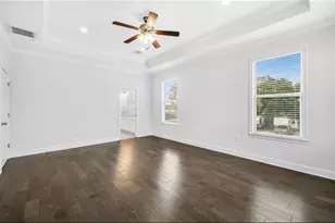 7711 Shannon Dr, Houston, TX 77055 - Photo 10