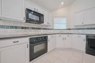 134 E Foxbriar Forest Cir, The Woodlands, TX 77382 - Photo 42