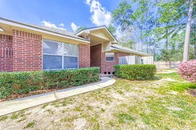 134 E Foxbriar Forest Circle, The Woodlands, TX 77382 - Photo 8