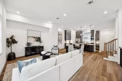2125 Hoskins Drive #D, Houston, TX 77080 - Photo 8