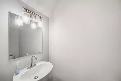 5329 Higgins Street #A/B, Houston, TX 77033 - Photo 8