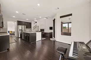 4002 Dogwood Canyon Ln, Sugar Land, TX 77479 - Photo 14