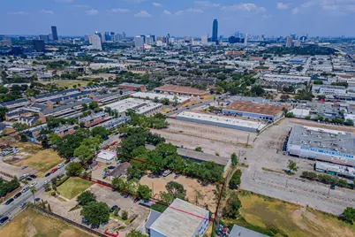 6209 Skyline Drive, Houston, TX 77057 - Photo 8