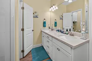 4022 Fort Bend Dr, Galveston, TX 77554 - Photo 20