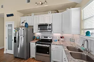 4022 Fort Bend Dr, Galveston, TX 77554 - Photo 14